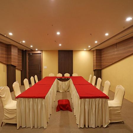 Oyo 16835 Stayotel Kolkata Airport ภายนอก รูปภาพ