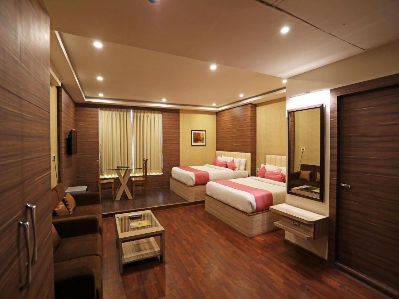 Oyo 16835 Stayotel Kolkata Airport ภายนอก รูปภาพ